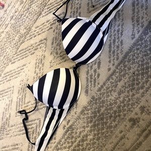 Navy and White Striped - push up bra - Gilly Hicks hollister - 36B